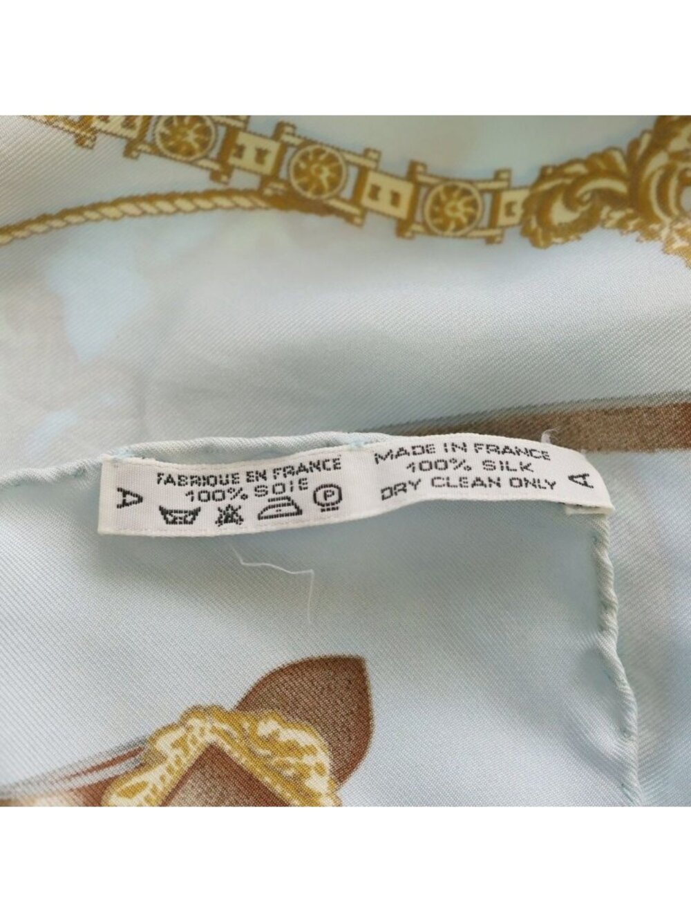 Hermes Carre 90 Scarf the Royal Mews Stable Silk Light Blue - Picture 4 of 6